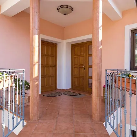 Awesome In With House Sea View Apartment Ičići