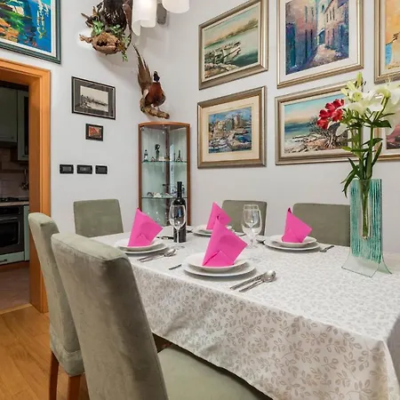 Apartment Awesome In With House Sea View